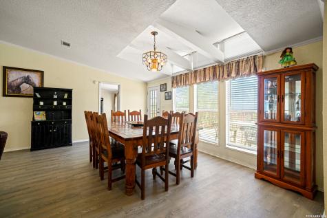 1427 Elmhurst Drive Lakehills TX 78063