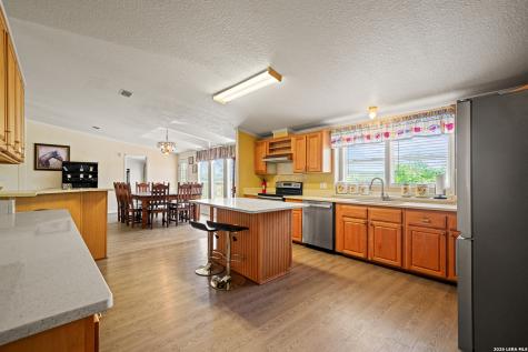 1427 Elmhurst Drive Lakehills TX 78063