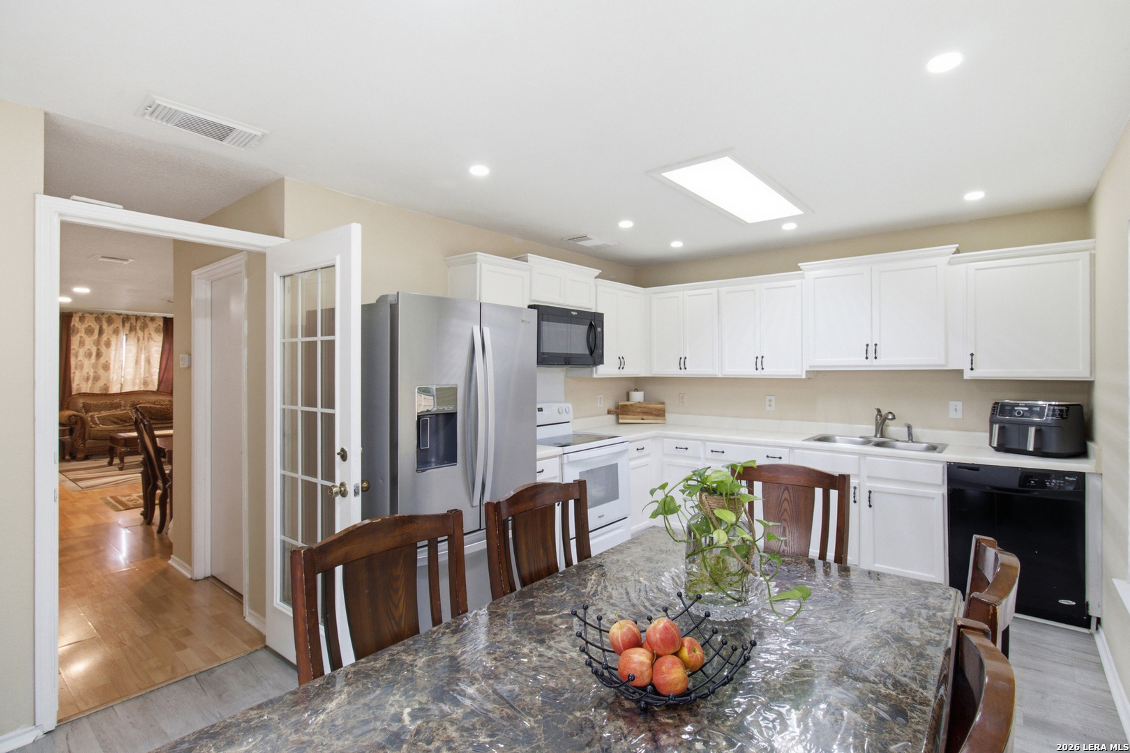 30 Mclennan Oak San Antonio TX 78240