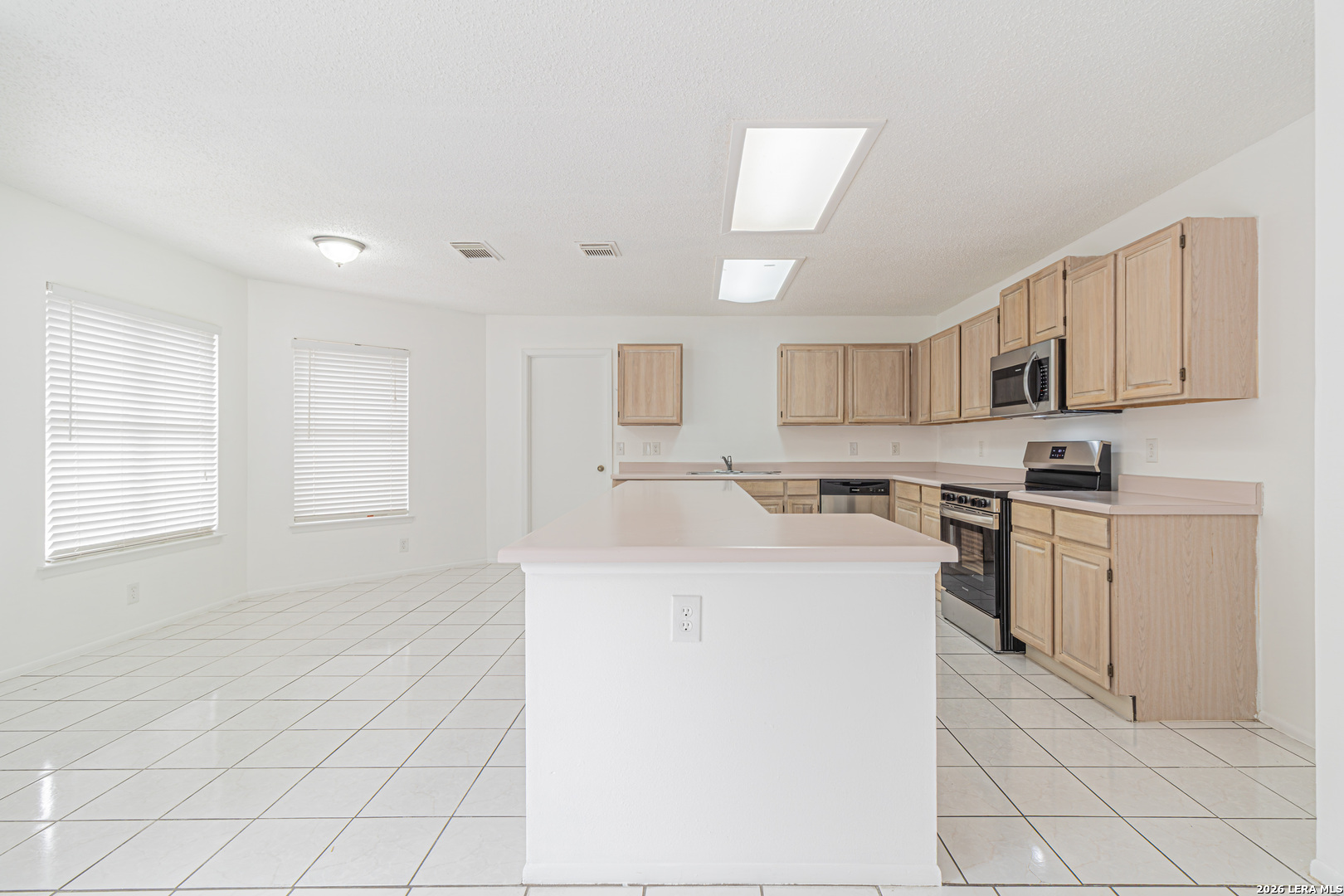 11015 Kimes Park Drive San Antonio TX 78249