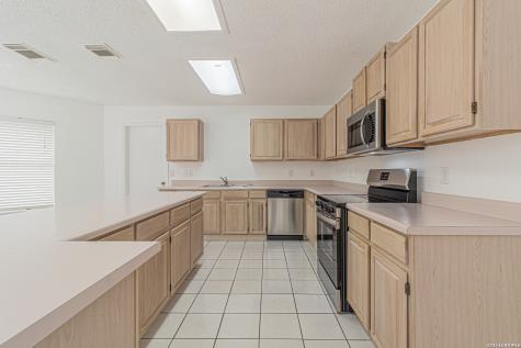 11015 Kimes Park Drive San Antonio TX 78249