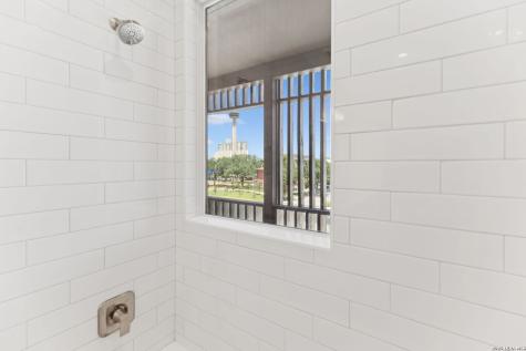 562 Mcmonigal Place San Antonio TX 78210