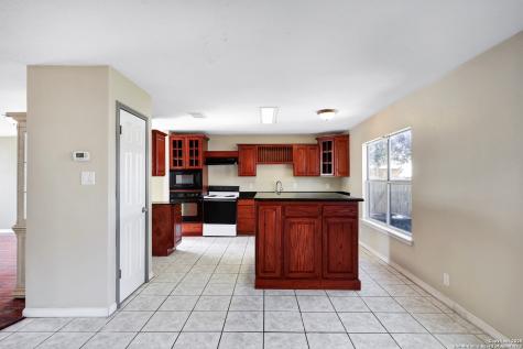 7663 Claridge San Antonio TX 78250