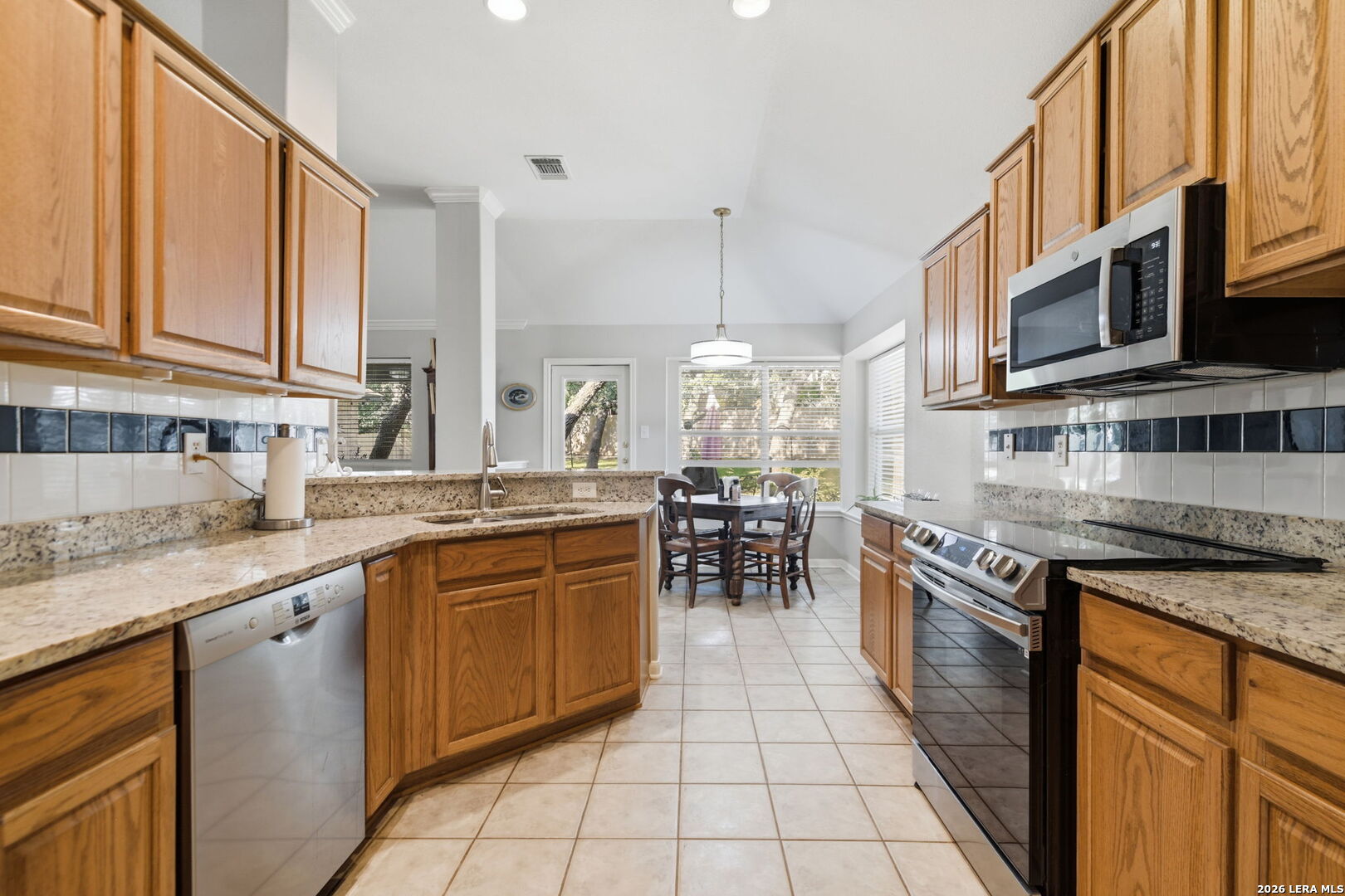 7830 Braun Bend San Antonio TX 78250
