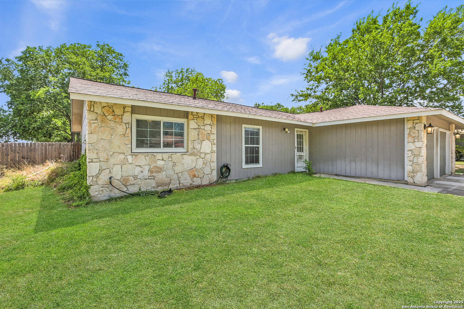 7354 Rubens San Antonio TX 78239