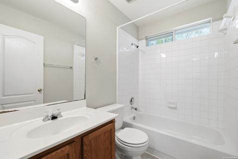 430 Bridle Ridge San Antonio TX 78227