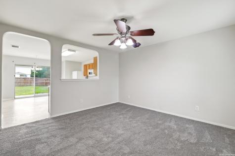 430 Bridle Ridge San Antonio TX 78227