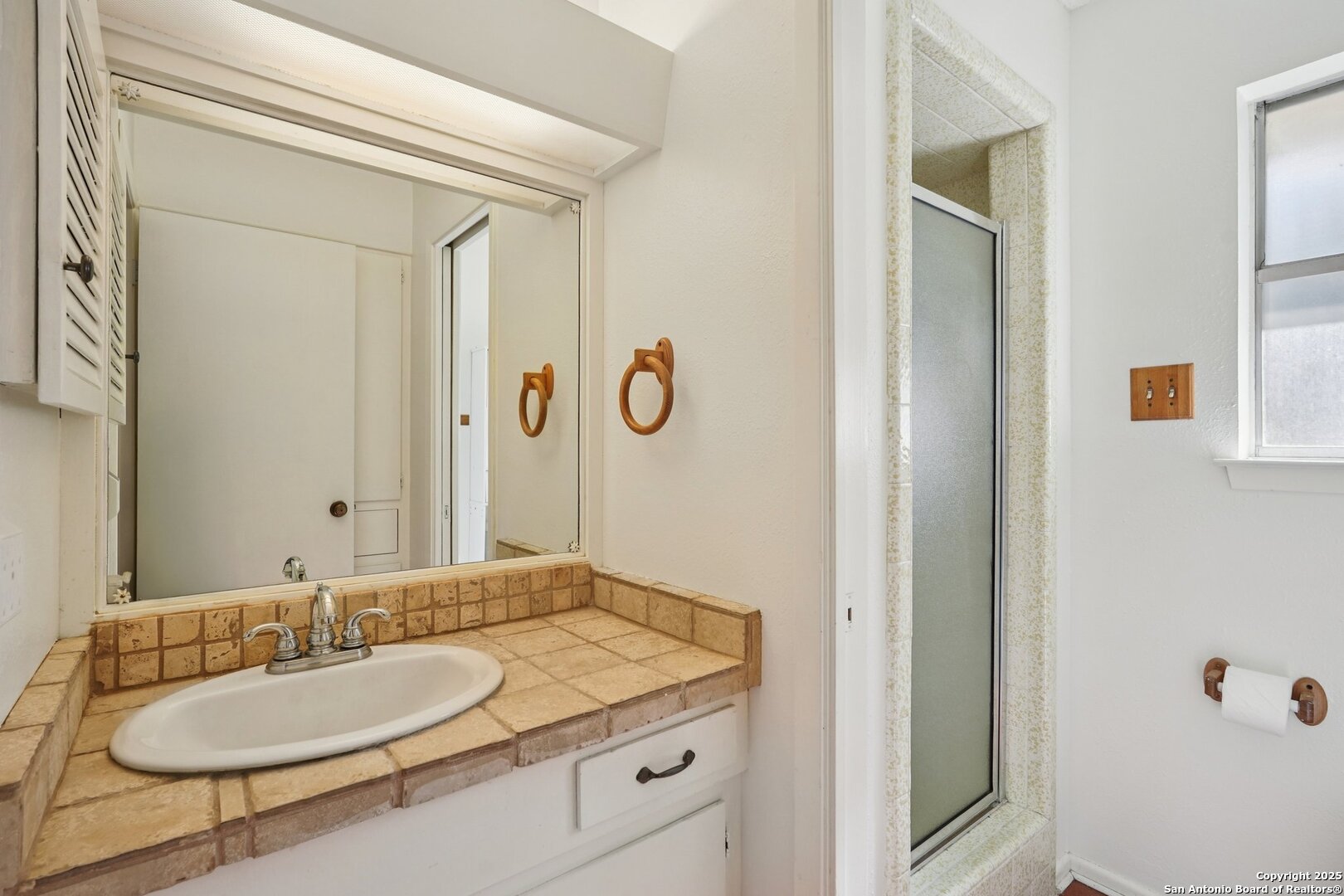 3761 Ridgeway San Antonio TX 78259