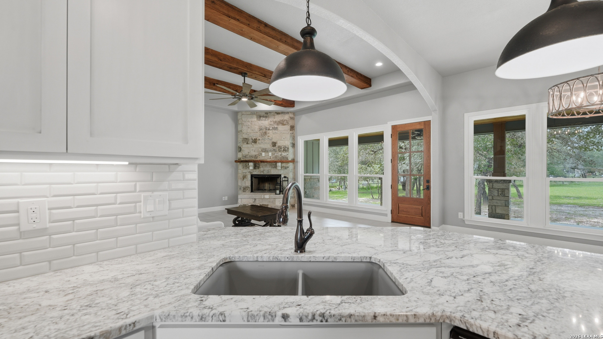 138 Wood Valley Adkins TX 78101