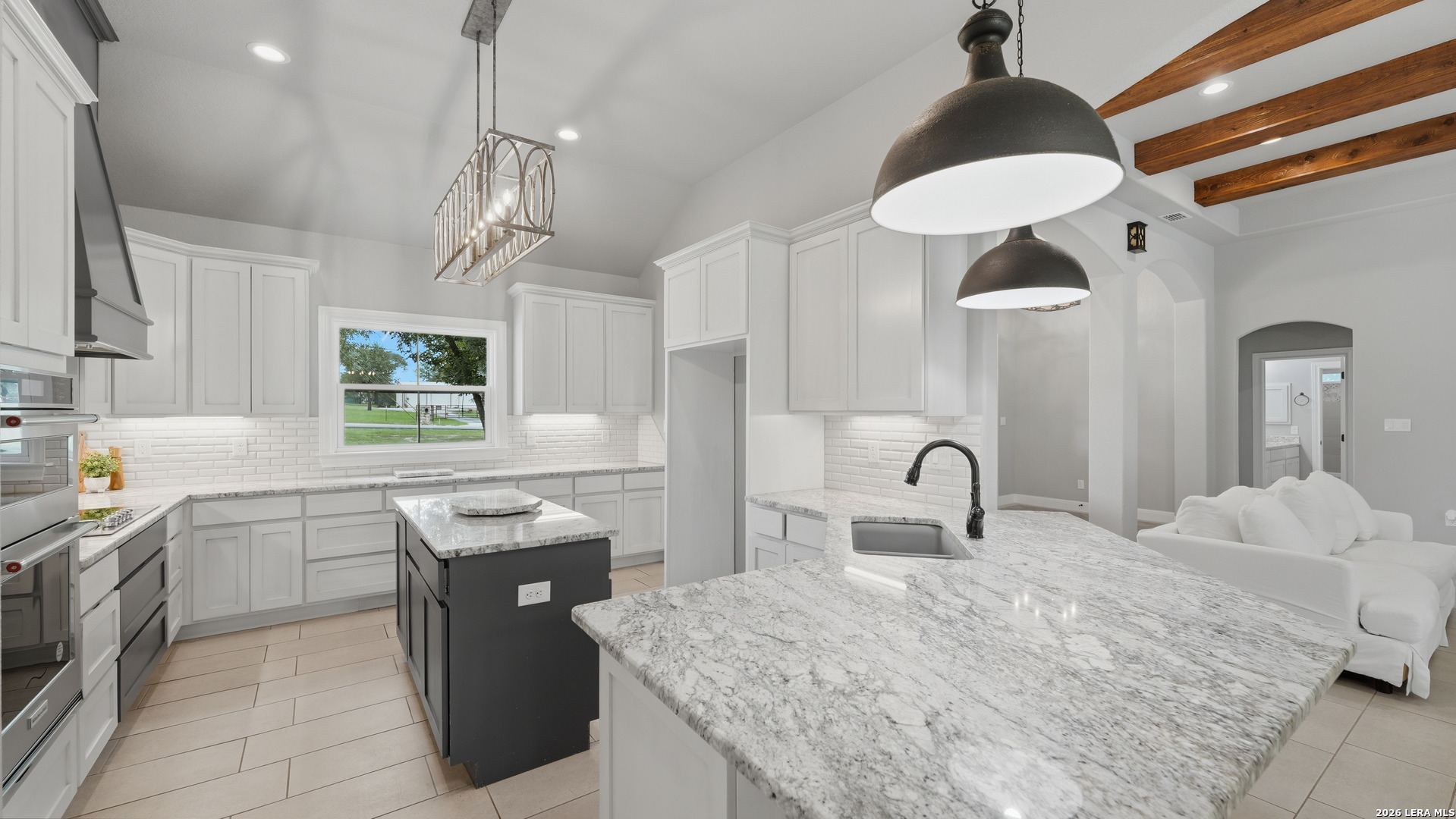 138 Wood Valley Adkins TX 78101