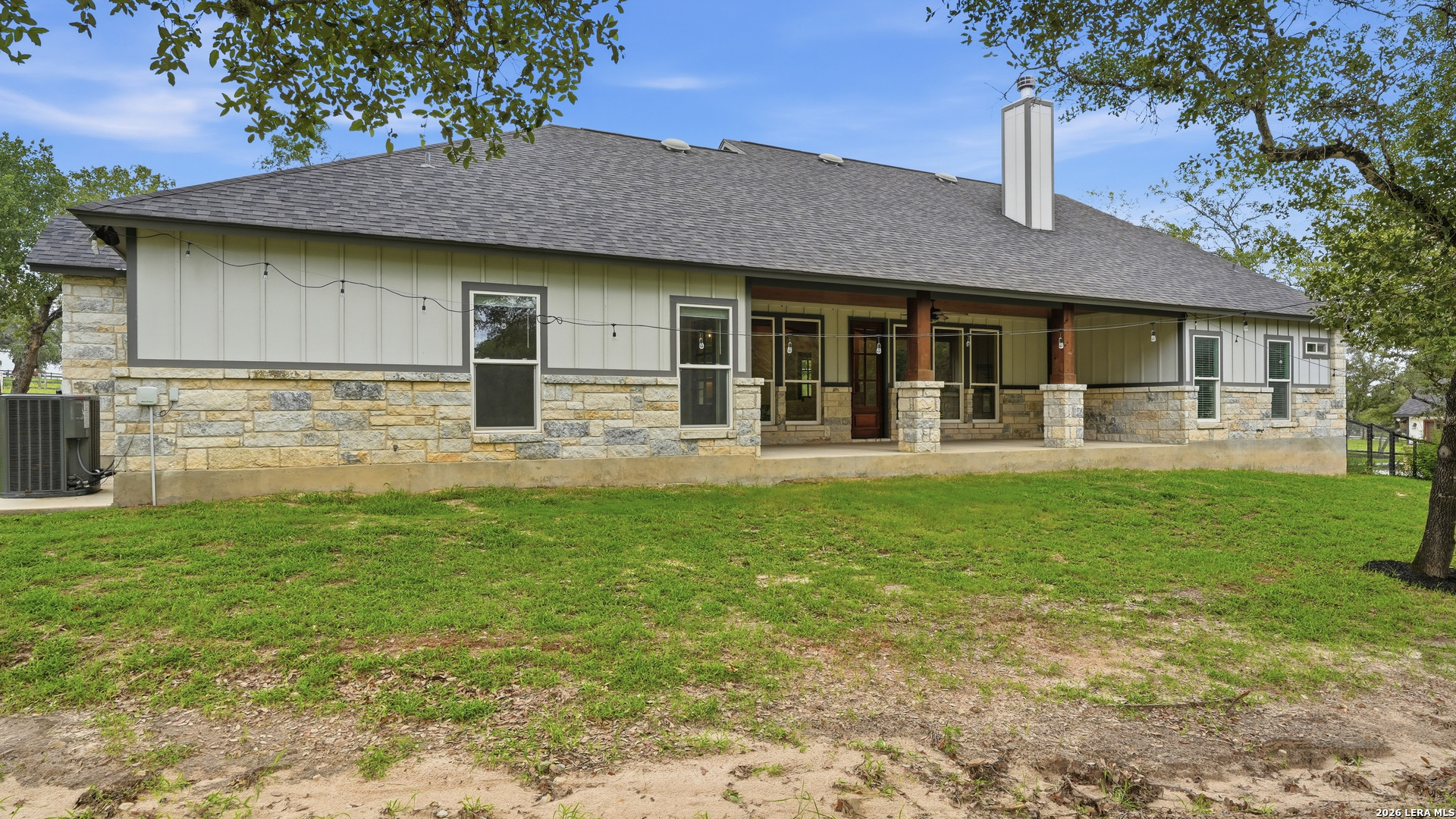 138 Wood Valley Adkins TX 78101