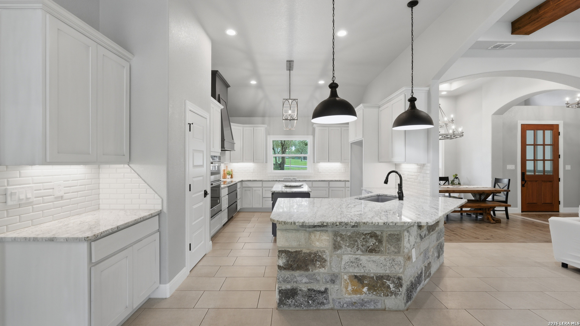 138 Wood Valley Adkins TX 78101