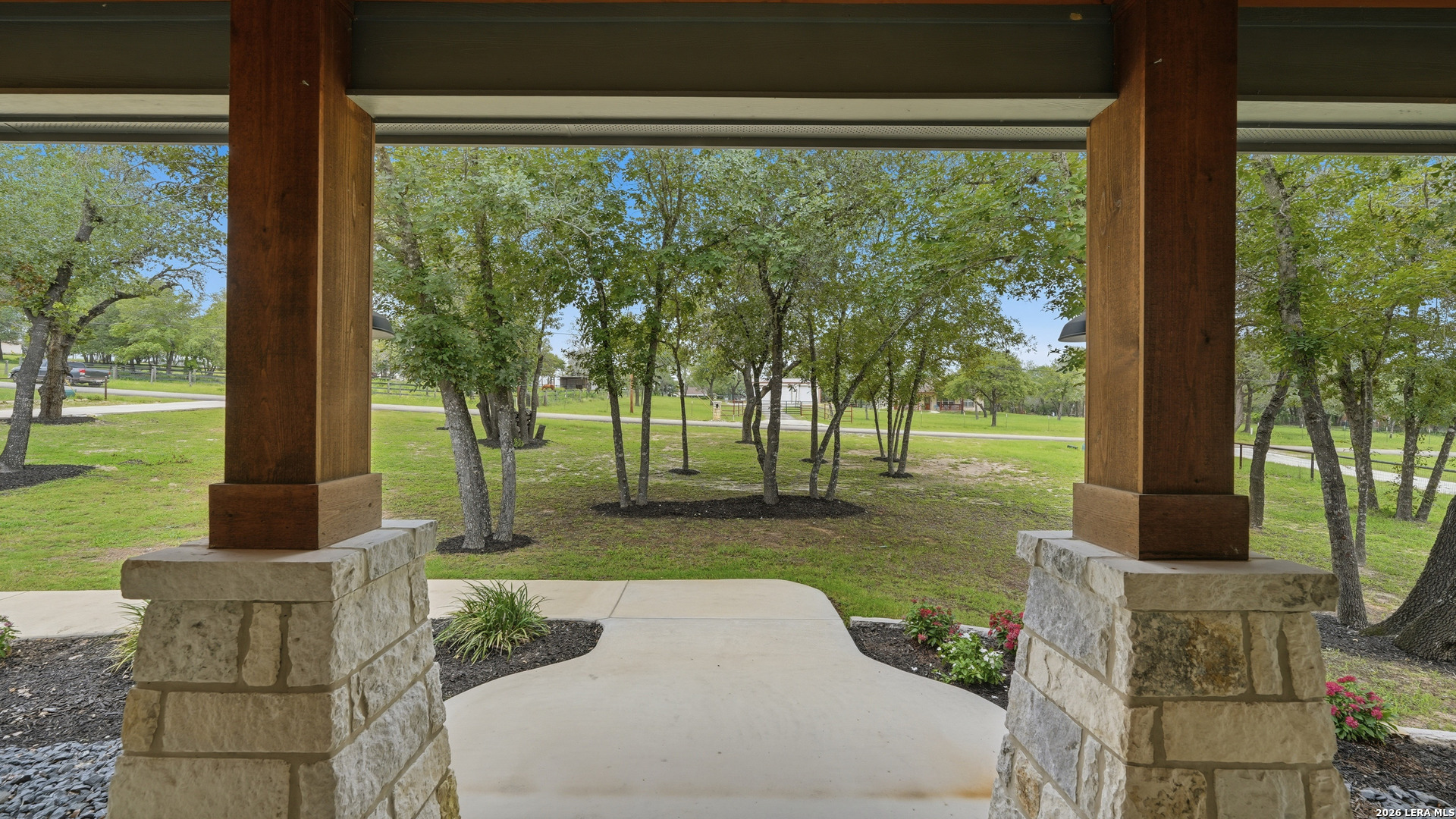 138 Wood Valley Adkins TX 78101