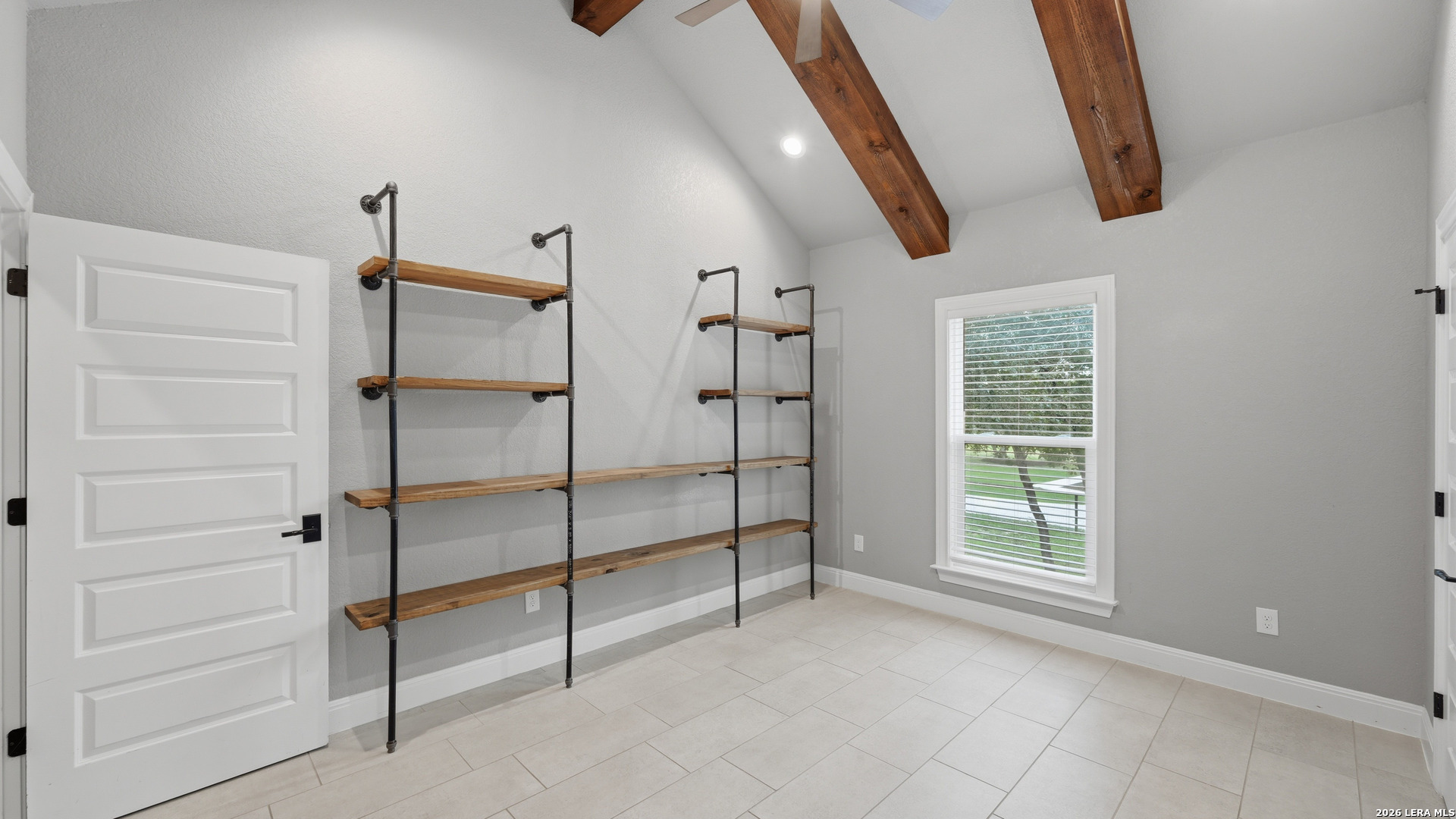 138 Wood Valley Adkins TX 78101