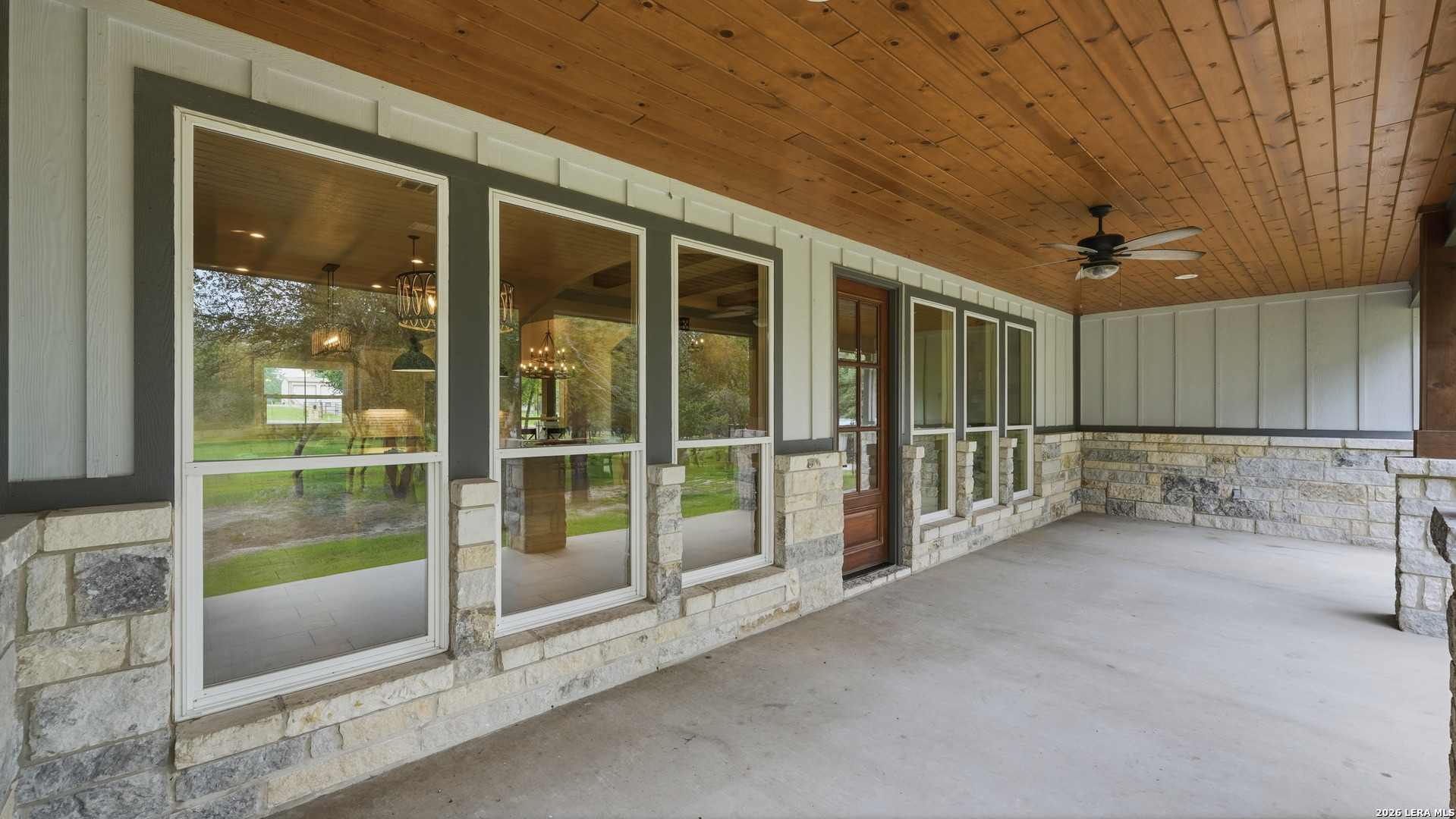 138 Wood Valley Adkins TX 78101