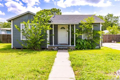 803 N Buchanan Beeville TX 78102