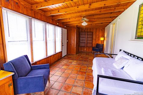 803 N Buchanan Beeville TX 78102