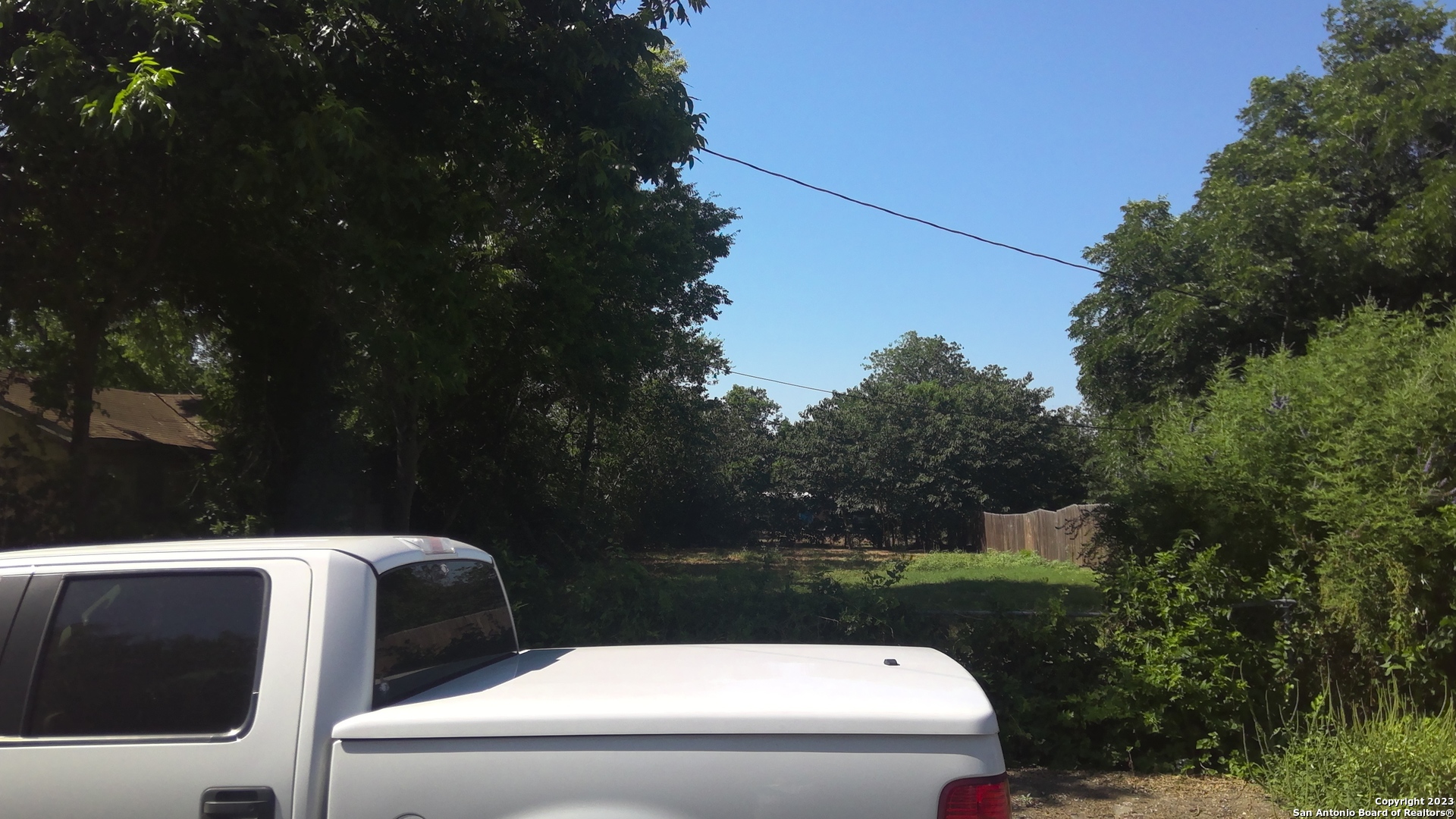 112 Del Valle Alley San Antonio TX 78207
