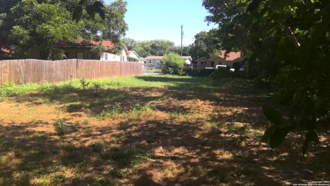 112 Del Valle Alley San Antonio TX 78207