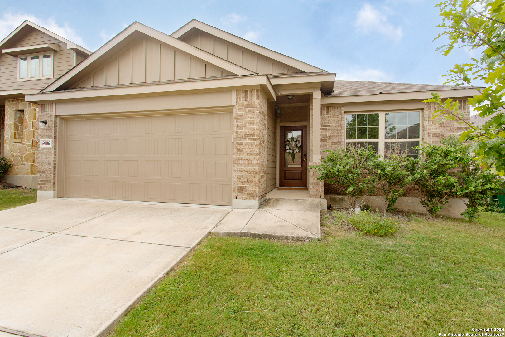 5906 Bridle Bend San Antonio TX 78218