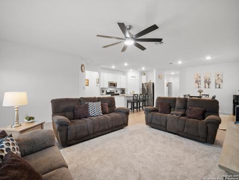 14222 Penny Run San Antonio TX 78253