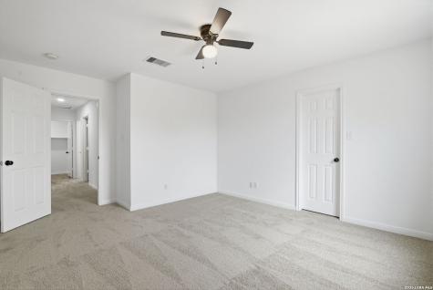 4750 Bending Grove San Antonio TX 78259