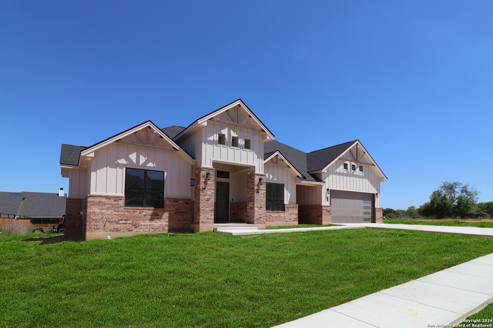 105 Ash Parkway La Vernia TX 78121