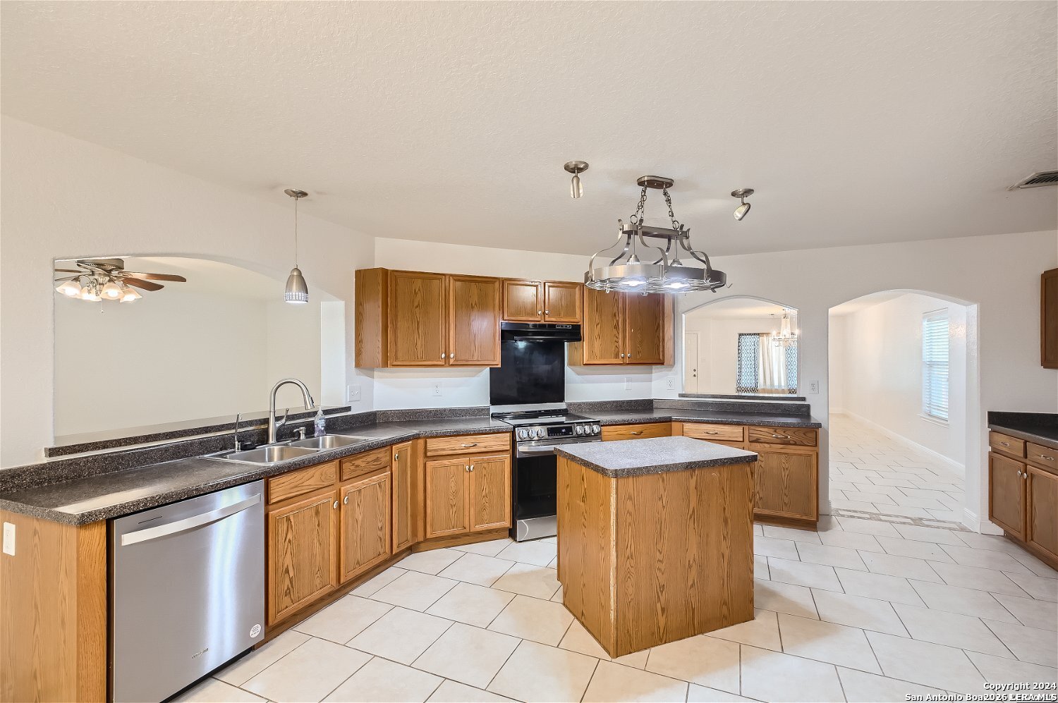 9410 Hacienda Acres San Antonio TX 78245