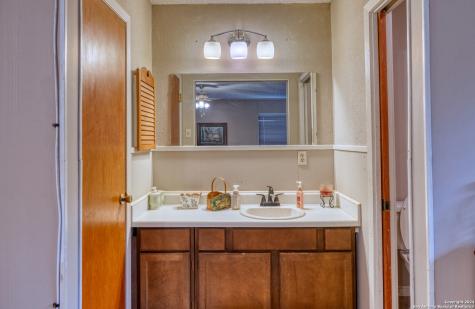 2227 Mill Creek Leakey TX 78873