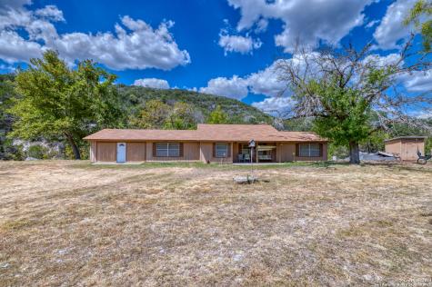 2227 Mill Creek Leakey TX 78873