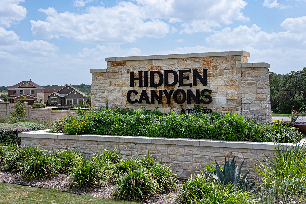 2546 Corinthus Bend San Antonio TX 78245
