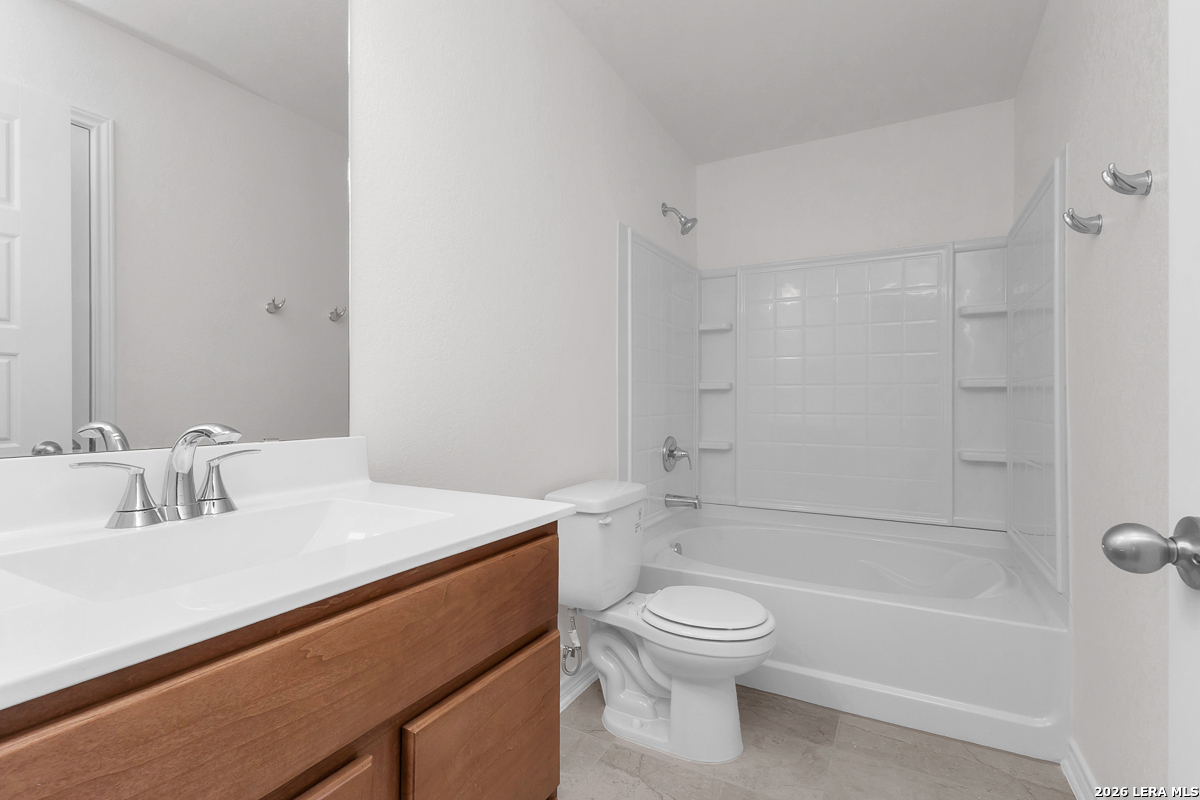 2546 Corinthus Bend San Antonio TX 78245