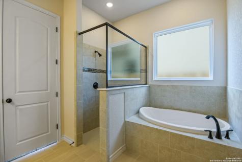15226 Comanche Mist San Antonio TX 78233