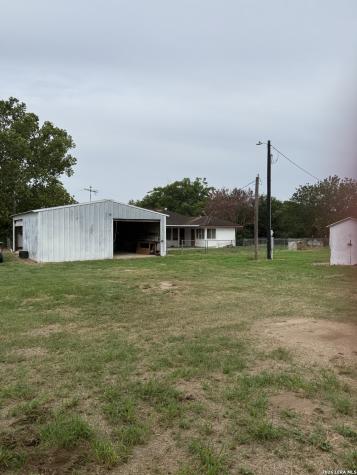 1939 County Road 134 Runge TX 78151