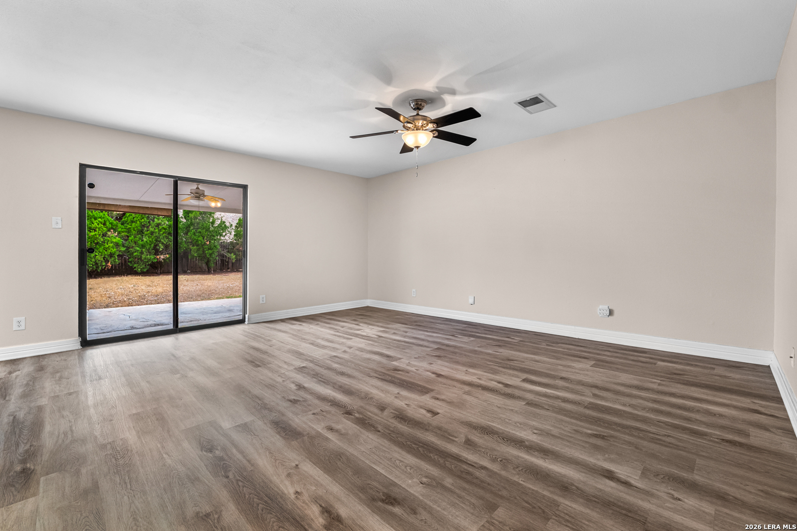 7623 Lonecrest Converse TX 78109