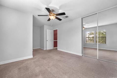 7623 Lonecrest Converse TX 78109