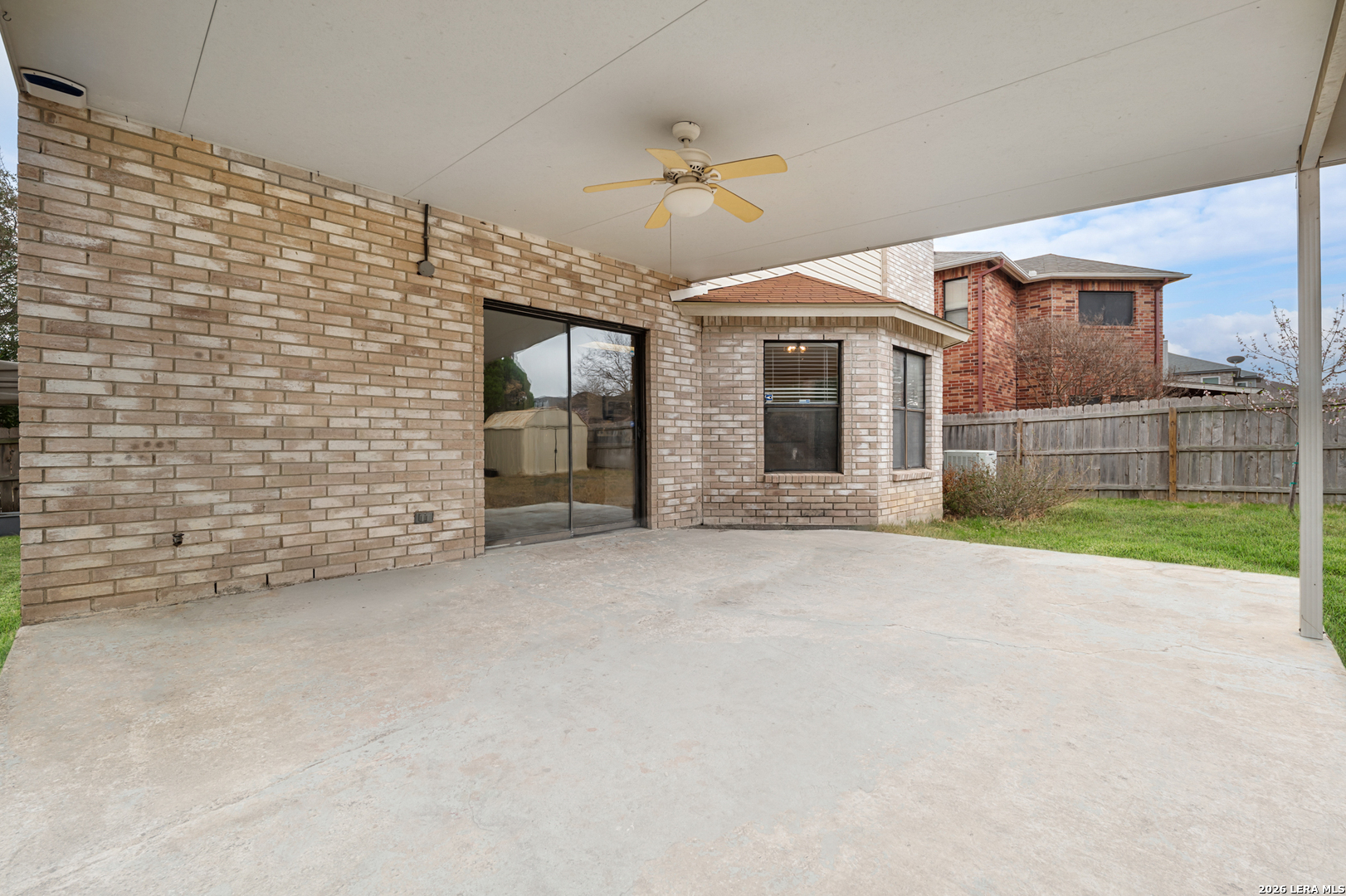 7623 Lonecrest Converse TX 78109