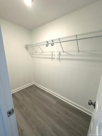 514 Davis Avenue Devine TX 78016