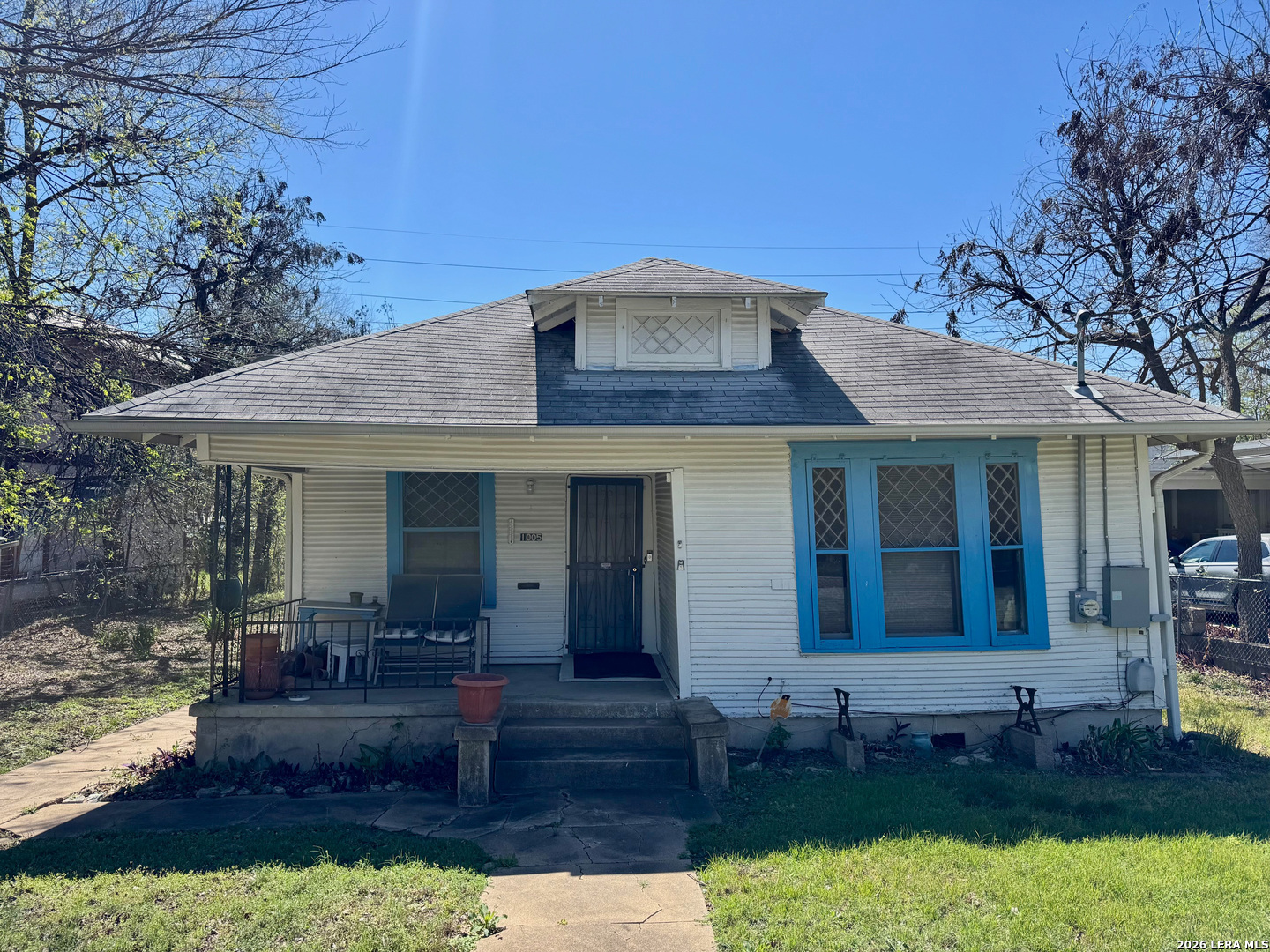 1005 E 13th Austin TX 78702