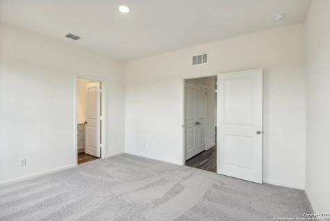833 Barnacle Court Adkins TX 78101