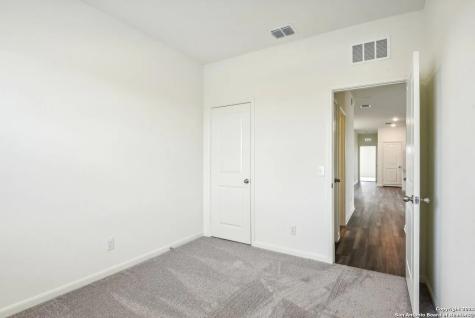 833 Barnacle Court Adkins TX 78101