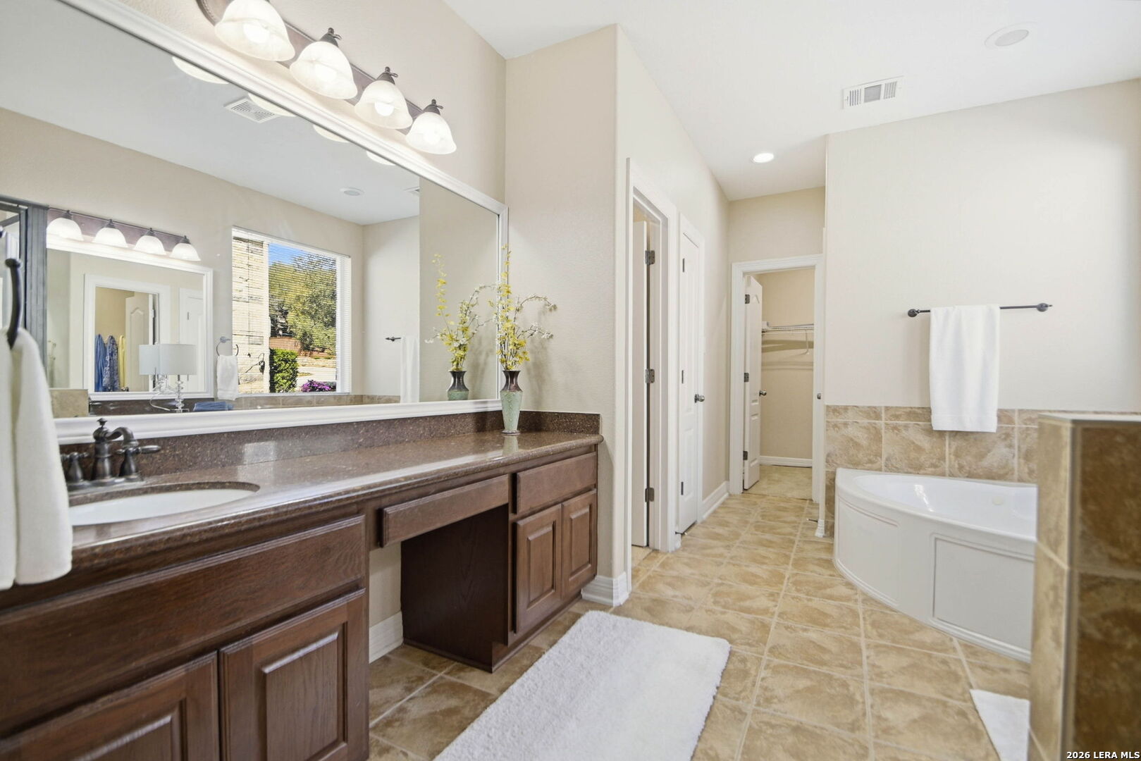 3722 Puesta De Sol San Antonio TX 78261