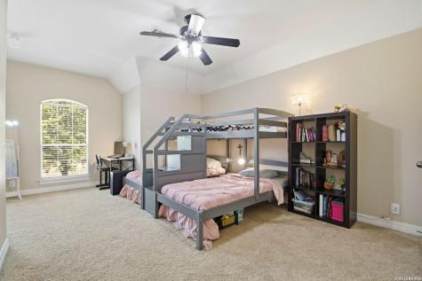 3722 Puesta De Sol San Antonio TX 78261