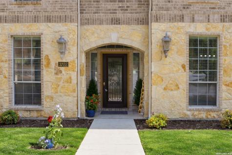 3722 Puesta De Sol San Antonio TX 78261