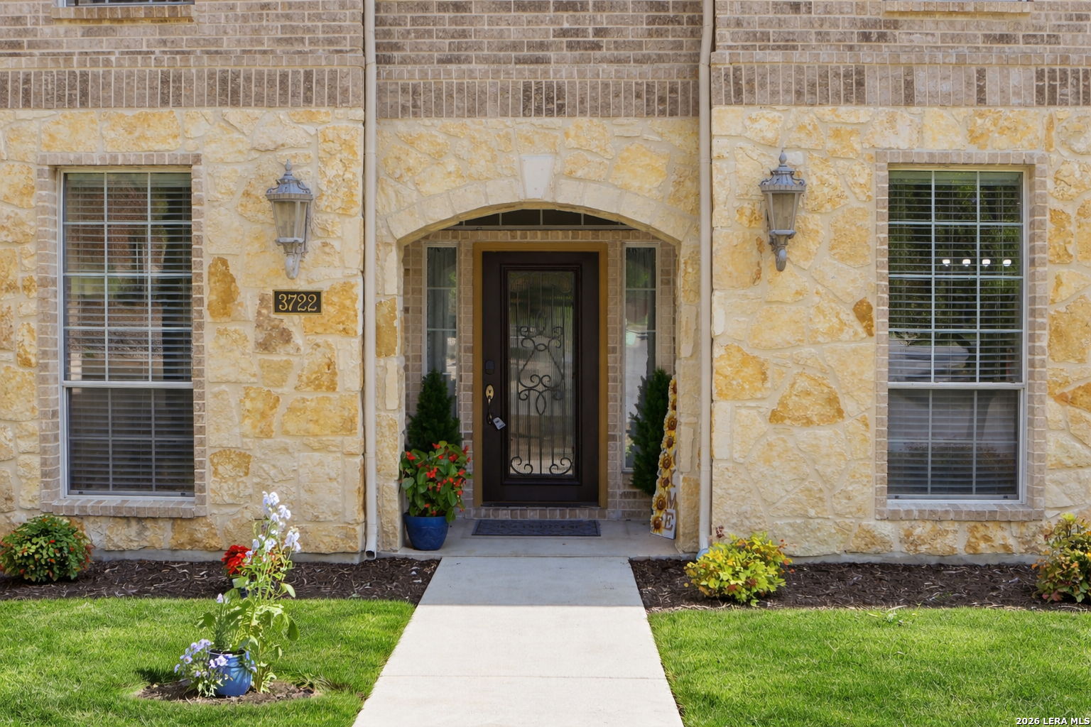 3722 Puesta De Sol San Antonio TX 78261