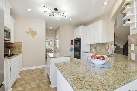 3722 Puesta De Sol San Antonio TX 78261