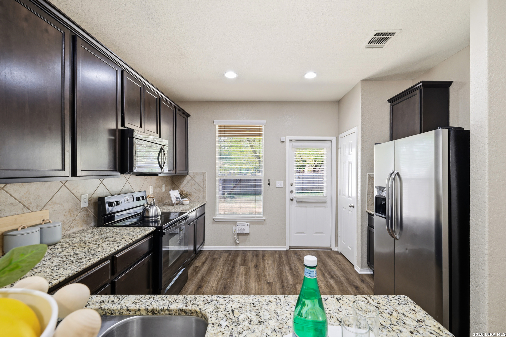 474 Walnut Crest Selma TX 78154