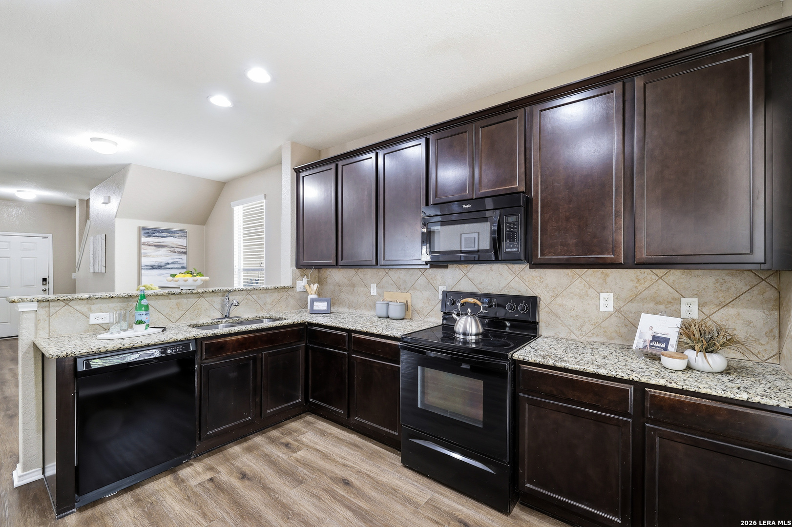 474 Walnut Crest Selma TX 78154