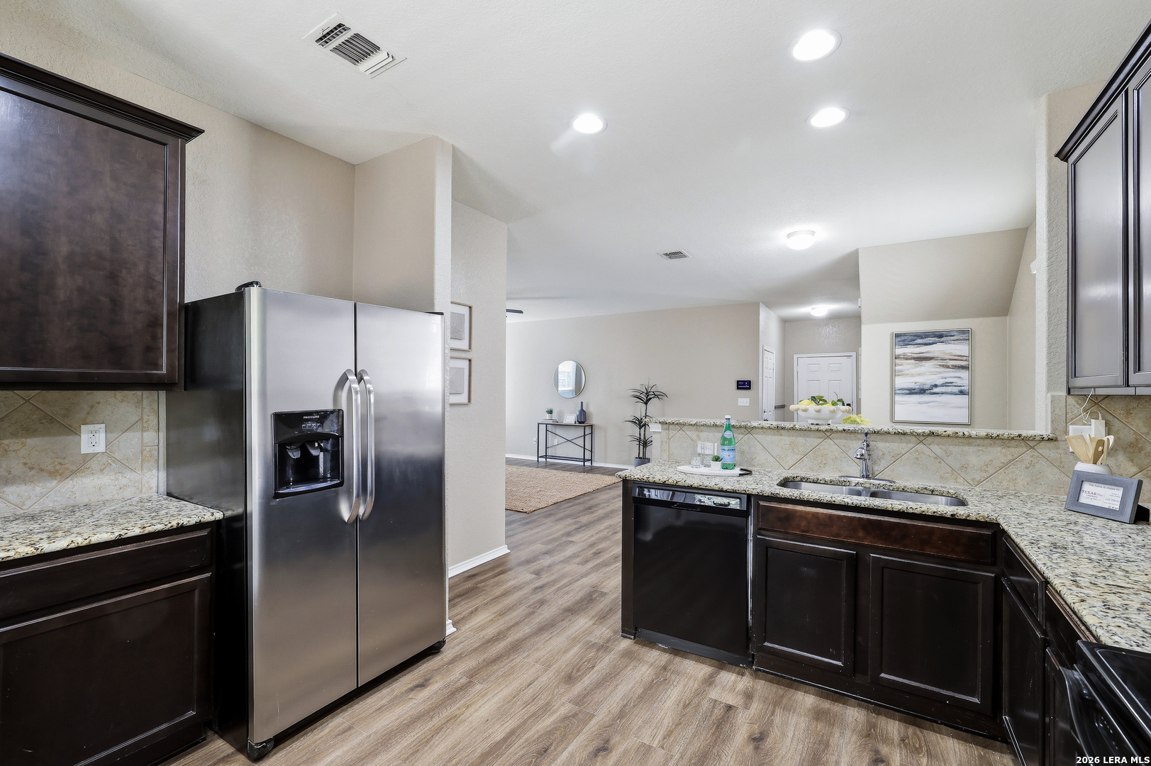 474 Walnut Crest Selma TX 78154