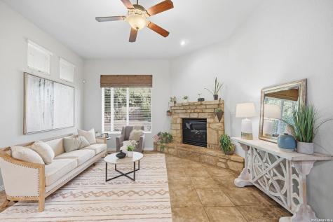 1903 Roaring Fork San Antonio TX 78260
